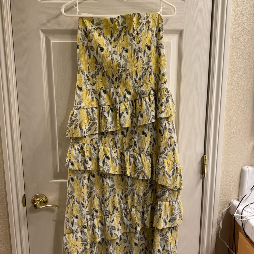 Astr Yellow and Gray Floral Dress